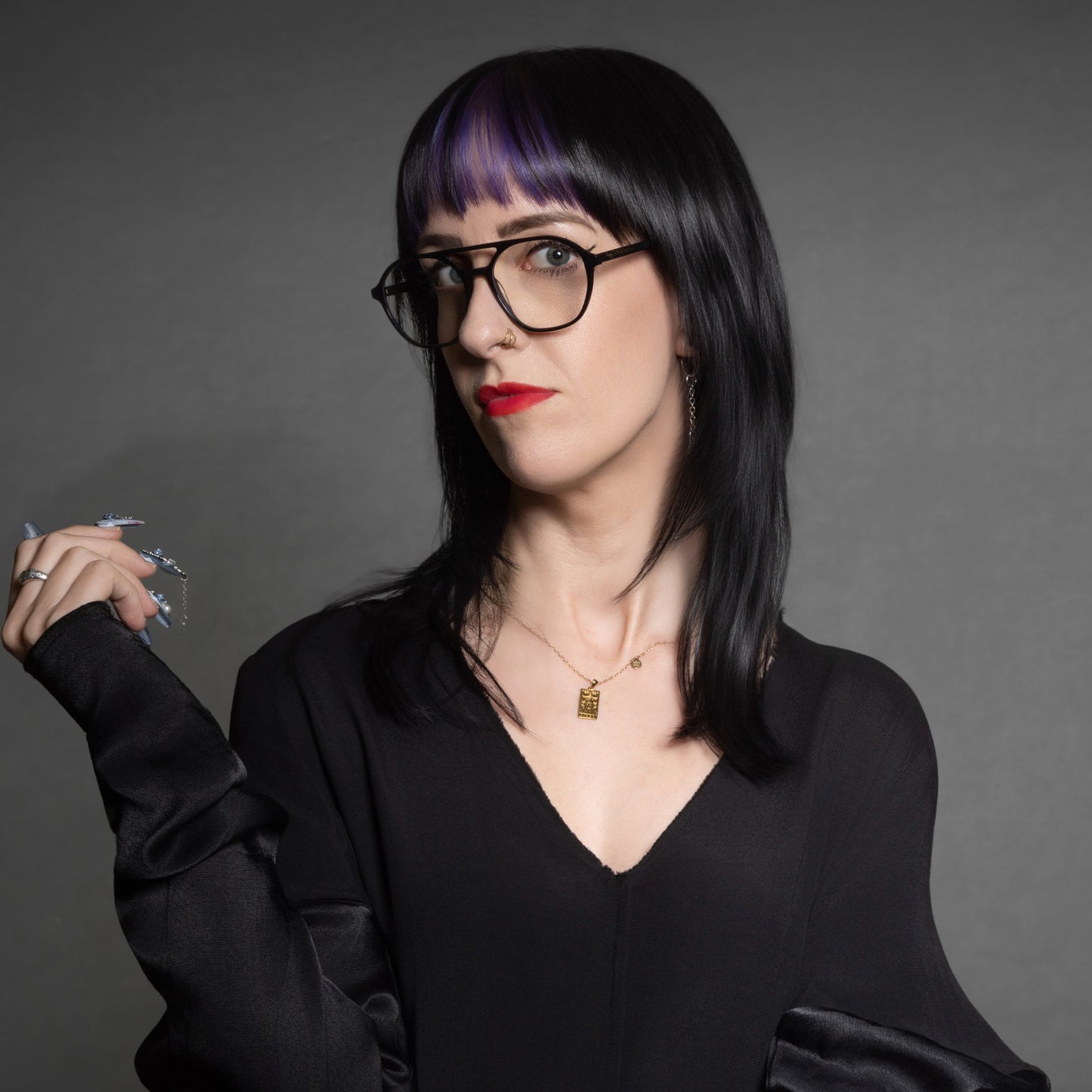 PILLS = Sexy Secretary